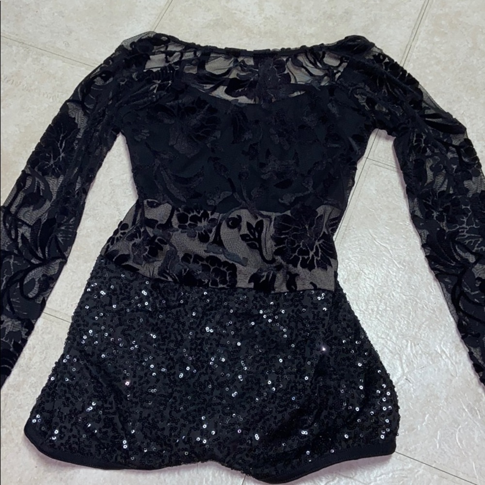 Costume